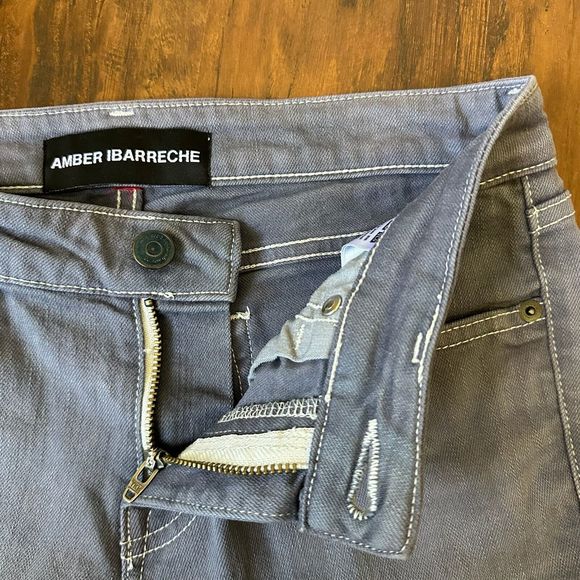 AMBER IBARRECHE x UNIQLO Printed Low-Rise Skinny Jeans in Grey - Picture 6 of 12